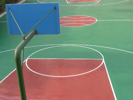 江西球场翻新地面是一个涉及